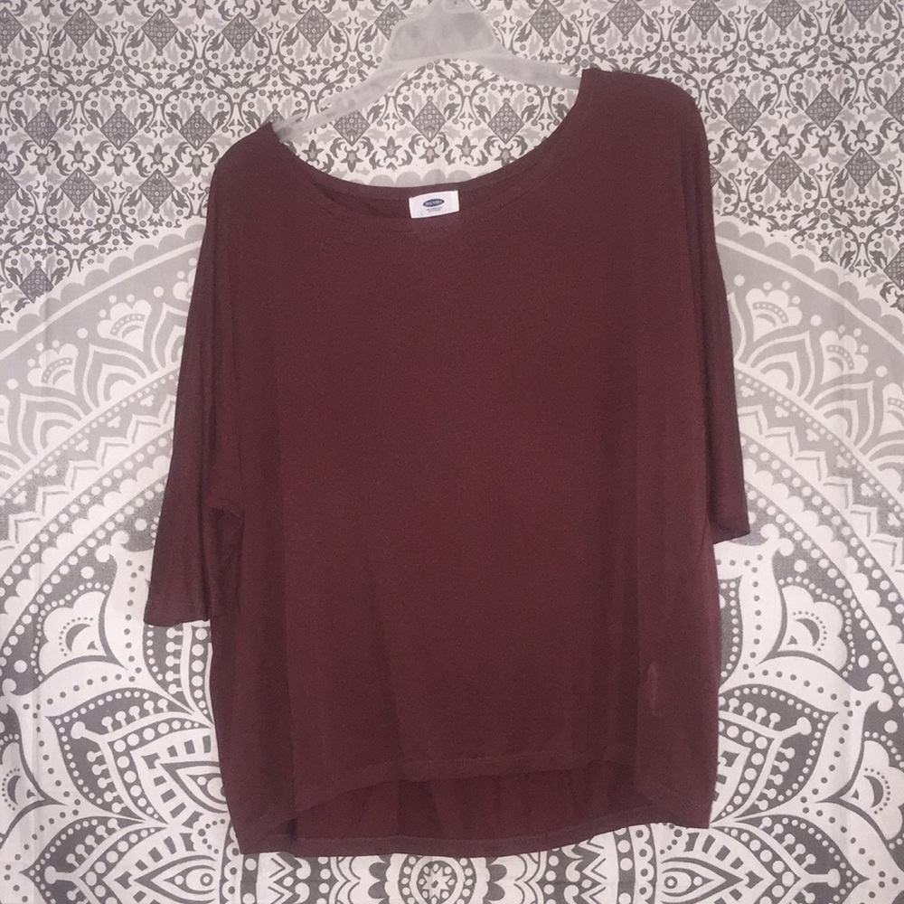 old navy burgandy flowy top